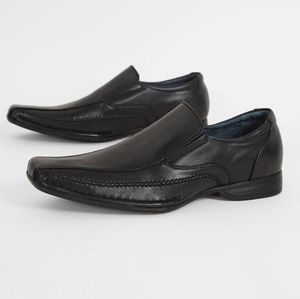 Men's black leather shoes
